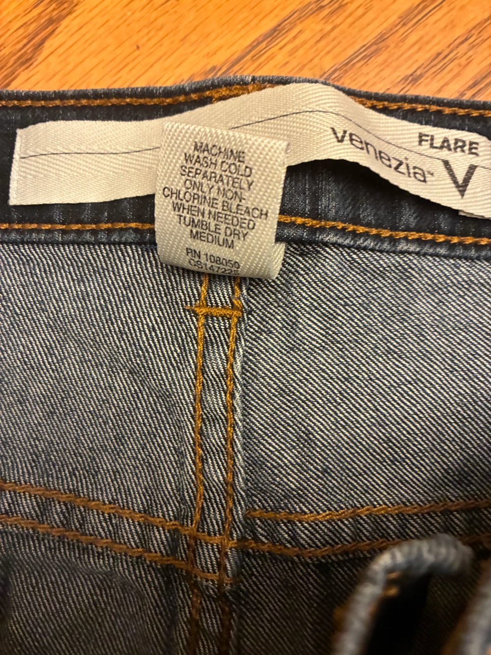 Women’s Flare Jeans in Dark Blue - Venezia size 22 petite - Picture 5 of 7